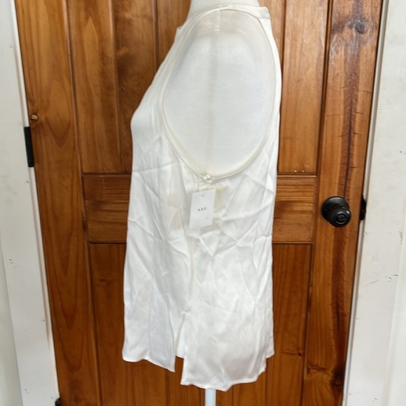 A.L.C. White Racerback Tank Blouse NWT Size 6 Cutout V neck - Picture 5 of 10